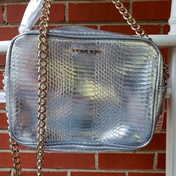 BNWT Victoria's Secret Fashion Show Silver Faux Snakeskin Chain Tassel (OS) - Picture 2 of 8